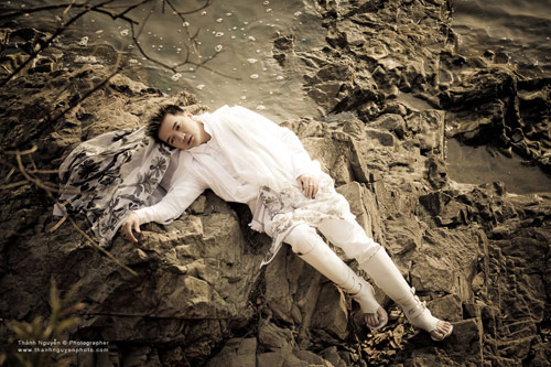 Đ&agrave;m Vĩnh Hưng l&atilde;ng tử Trung Hoa